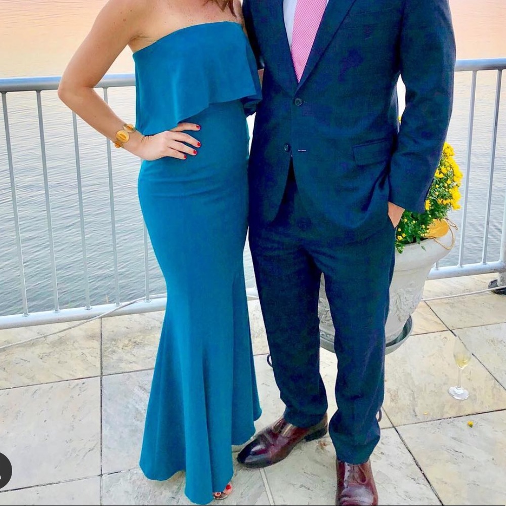This is a steal! Aqua blue crepe gown by Jay Godfrey - 0/Xs/Sm